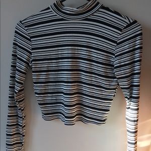 Women’s 3/$21 Crop Top keyhole back